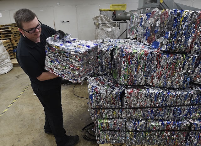 Guest column: Oregon’s recycling deserves praise
